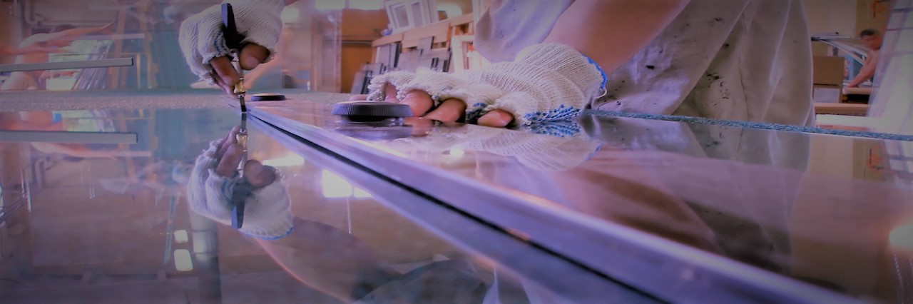 Slider, Glass Cutting Service in Dalston, E8